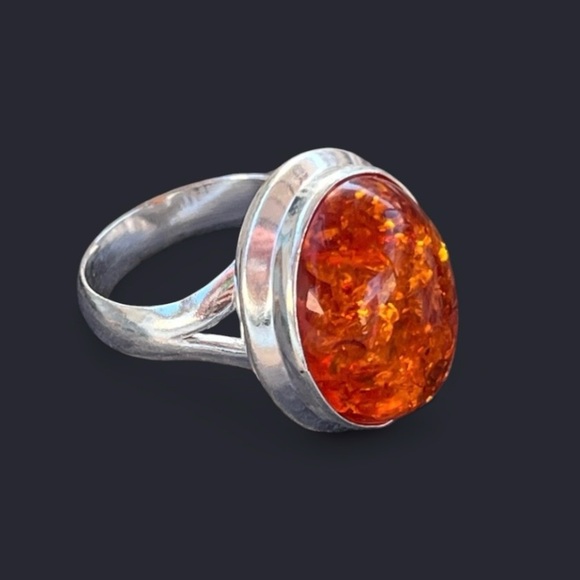 Baltic Amber Sterling Silver Ring - Picture 2 of 6